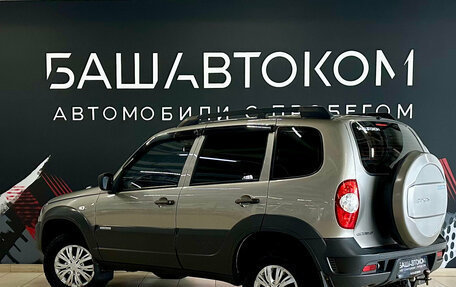 Chevrolet Niva I рестайлинг, 2013 год, 550 000 рублей, 4 фотография