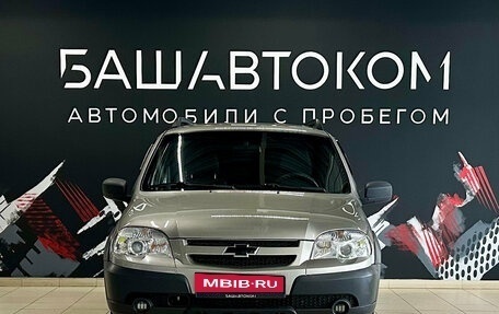 Chevrolet Niva I рестайлинг, 2013 год, 550 000 рублей, 2 фотография