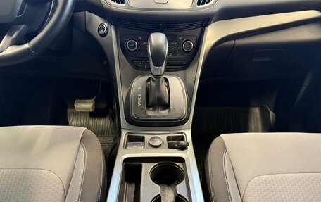 Ford Kuga III, 2017 год, 1 590 000 рублей, 13 фотография