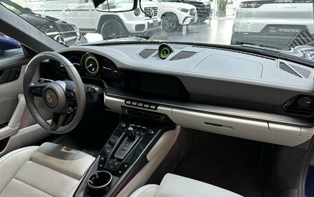 Porsche 911, 2023 год, 19 500 000 рублей, 14 фотография