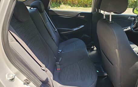 Hyundai Solaris II рестайлинг, 2015 год, 595 000 рублей, 14 фотография
