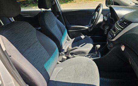 Hyundai Solaris II рестайлинг, 2015 год, 595 000 рублей, 13 фотография