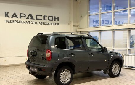 Chevrolet Niva I рестайлинг, 2017 год, 750 000 рублей, 2 фотография