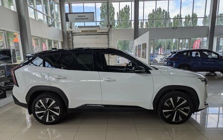 Geely Atlas, 2023 год, 2 680 000 рублей, 4 фотография