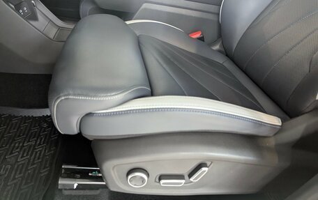 Geely Atlas, 2023 год, 2 680 000 рублей, 12 фотография