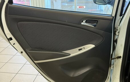 Hyundai Solaris II рестайлинг, 2011 год, 720 000 рублей, 13 фотография