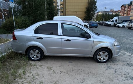 Chevrolet Aveo III, 2010 год, 370 000 рублей, 2 фотография