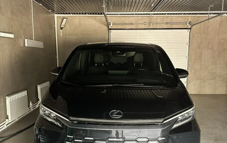 Lexus LM, 2024 год, 17 600 000 рублей, 1 фотография