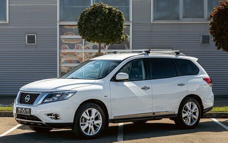 Nissan Pathfinder, 2015 год, 1 295 000 рублей, 1 фотография