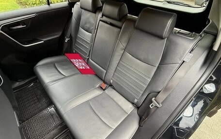 Toyota RAV4, 2019 год, 2 620 000 рублей, 12 фотография