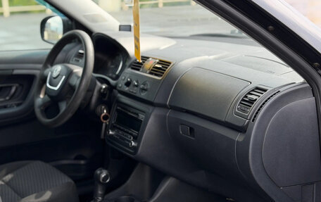 Skoda Fabia II, 2011 год, 599 000 рублей, 23 фотография