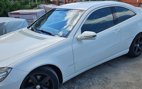 Mercedes-Benz CLC-Класс, 2009 год, 1 250 000 рублей, 2 фотография