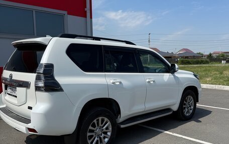 Toyota Land Cruiser Prado 150 рестайлинг 2, 2017 год, 3 900 000 рублей, 2 фотография