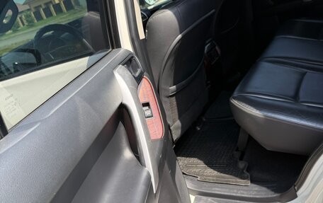 Toyota Land Cruiser Prado 150 рестайлинг 2, 2017 год, 3 900 000 рублей, 14 фотография