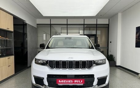 Jeep Grand Cherokee, 2022 год, 5 300 000 рублей, 2 фотография