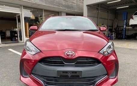 Toyota Yaris, 2023 год, 850 777 рублей, 2 фотография