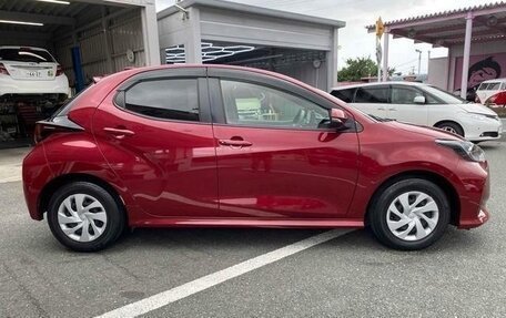 Toyota Yaris, 2023 год, 850 777 рублей, 4 фотография