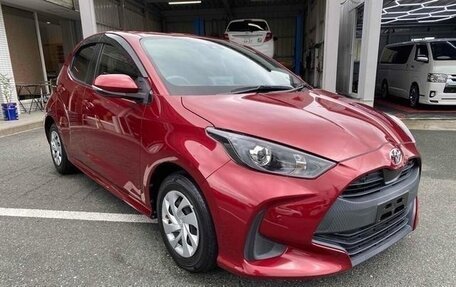 Toyota Yaris, 2023 год, 850 777 рублей, 3 фотография