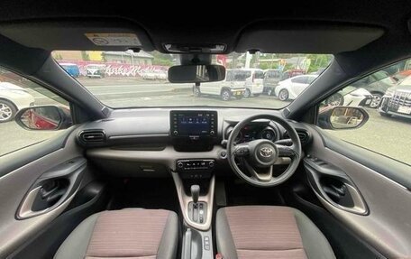 Toyota Yaris, 2023 год, 850 777 рублей, 9 фотография