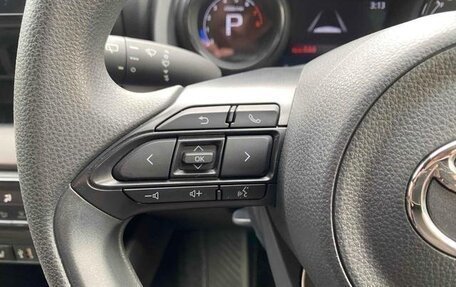 Toyota Yaris, 2023 год, 850 777 рублей, 12 фотография