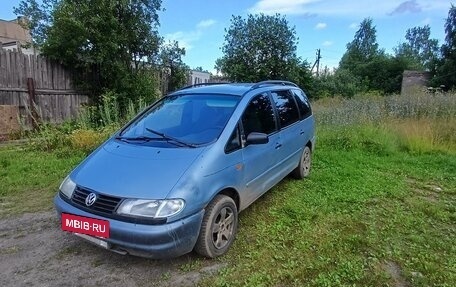 Volkswagen Sharan I рестайлинг, 1998 год, 300 000 рублей, 2 фотография