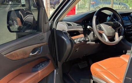 Cadillac Escalade IV, 2019 год, 4 850 000 рублей, 12 фотография