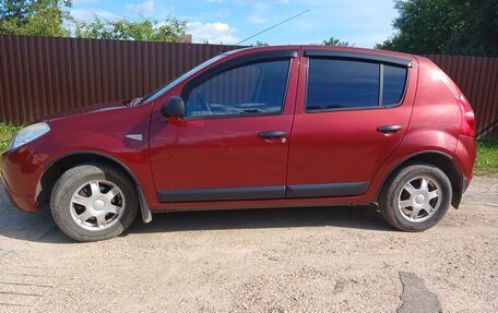 Renault Sandero I, 2012 год, 600 000 рублей, 2 фотография