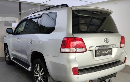 Toyota Land Cruiser 200, 2007 год, 2 400 000 рублей, 8 фотография