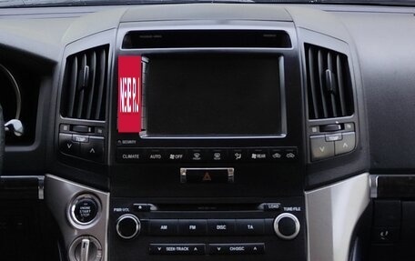 Toyota Land Cruiser 200, 2007 год, 2 400 000 рублей, 18 фотография