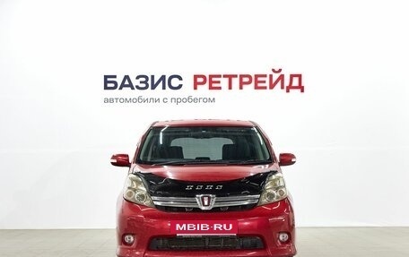 Toyota ISis I, 2010 год, 969 000 рублей, 2 фотография