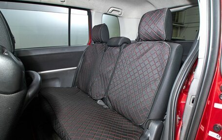Toyota ISis I, 2010 год, 969 000 рублей, 18 фотография