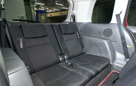 Toyota ISis I, 2010 год, 969 000 рублей, 20 фотография