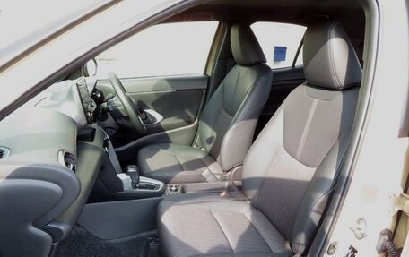Toyota Yaris Cross, 2023 год, 1 390 000 рублей, 9 фотография
