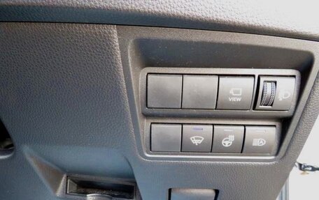 Toyota Yaris Cross, 2023 год, 1 390 000 рублей, 19 фотография