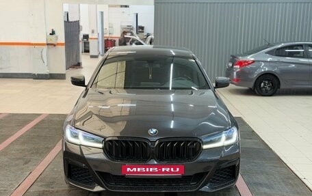 BMW 5 серия, 2018 год, 3 139 000 рублей, 3 фотография