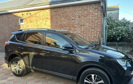 Toyota RAV4, 2015 год, 2 250 000 рублей, 6 фотография