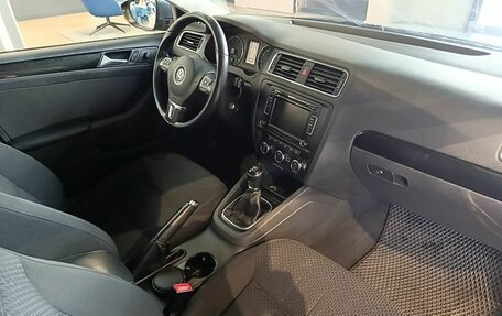 Volkswagen Jetta VI, 2012 год, 888 000 рублей, 8 фотография