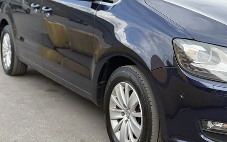 Volkswagen Sharan II, 2013 год, 1 000 000 рублей, 4 фотография