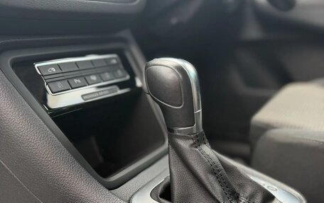 Volkswagen Sharan II, 2013 год, 1 000 000 рублей, 13 фотография