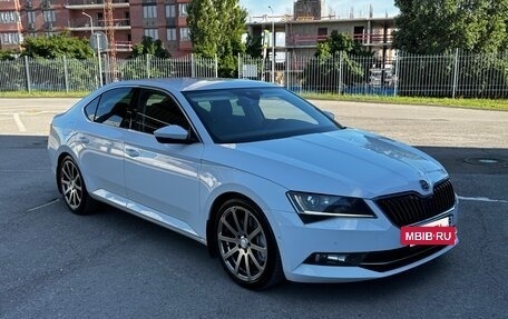 Skoda Superb III рестайлинг, 2016 год, 1 820 000 рублей, 2 фотография