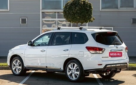 Nissan Pathfinder, 2015 год, 1 295 000 рублей, 4 фотография