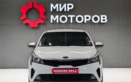 KIA Rio IV, 2021 год, 1 450 000 рублей, 2 фотография