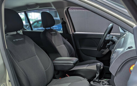 Renault Sandero II рестайлинг, 2018 год, 1 199 000 рублей, 27 фотография