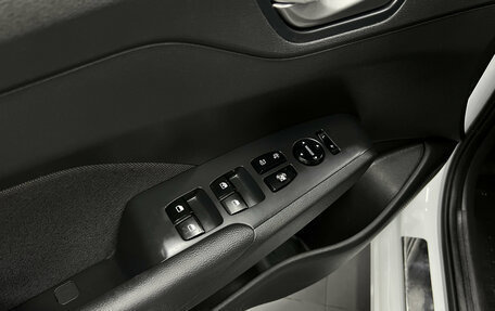 Hyundai Solaris II рестайлинг, 2019 год, 1 195 000 рублей, 24 фотография