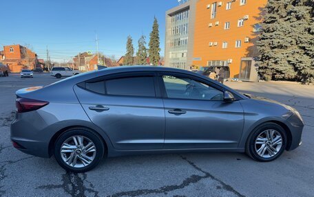 Hyundai Elantra VI рестайлинг, 2019 год, 1 300 000 рублей, 3 фотография