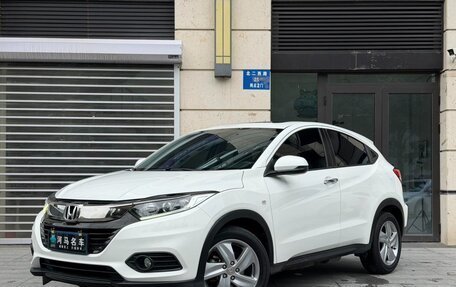 Honda Vezel, 2022 год, 1 585 737 рублей, 3 фотография