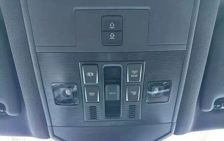 Volkswagen T-Roc I, 2022 год, 1 850 000 рублей, 18 фотография