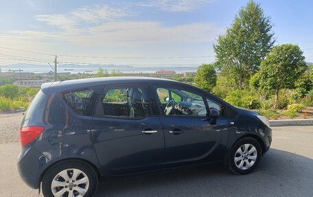 Opel Meriva, 2012 год, 600 000 рублей, 2 фотография