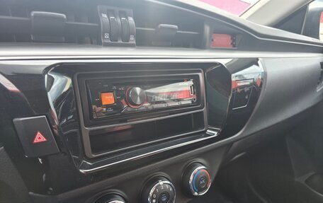 Toyota Corolla, 2014 год, 1 130 000 рублей, 24 фотография