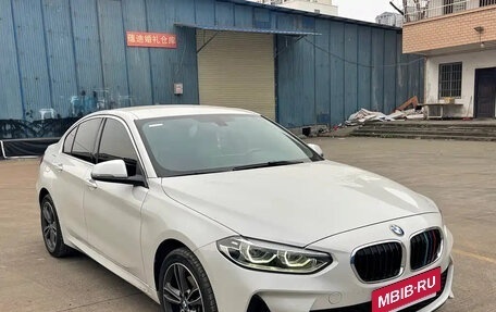 BMW 1 серия, 2023 год, 1 850 000 рублей, 3 фотография